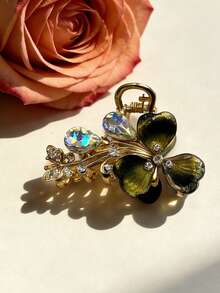 Valentine's Day Gift Y2K Sweet Girl Style Iridescent Clover Teardrop Rhinestone Hair Claw Iridescent Petal + Teardrop Rhinestone Exquisite Hair Clip Multi-Color Options Suitable For Valentine's Date/Daily Commute/Girls' Gathering Exquisite Aesthetic Hair Accessory - Multicolor - View 2
