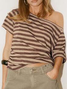 Women's Loose Fit Tops Fashionable Striped Short Sleeve Off One Shoulder T-Shirt for Casual Daily Wear - Marrón claro - Ver 1