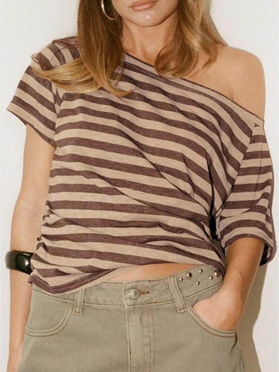 Women's Loose Fit Tops Fashionable Striped Short Sleeve Off One Shoulder T-Shirt for Casual Daily Wear - Marrón claro - Ver 1
