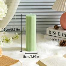 1支薄荷绿条纹圆柱形香氛蜡烛：适合摆放在客厅茶几、餐桌中央、卧室床头柜、玄关边桌上，营造迷你奢华风格，也可作为新年礼物。 - 均碼 - 查看 12