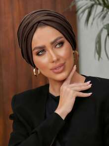 1 chiếc mũ trùm đầu hóa trị cổ điển màu trơn dành cho nữ, độ co giãn cao và thiết kế xếp ly, chống trượt và thoáng khí, khăn trùm đầu nhiều lớp xếp ly dùng làm hijab, chất liệu vải dệt kim modal mềm mại và thân thiện với da, phù hợp để đội hàng ngày. - màu nâu - Xem 3