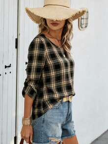 加大码格子梭织面料圆领衬衫，女士时尚常规长度七分袖衬衫 - 黑色 - 查看 1