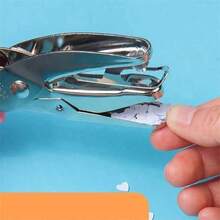 1.5mm/3mm/5mm Star / 5.5mm Heart / 6mm DIY Loose-Leaf Hole Puncher, Small Metal Single Hole Puncher, Student Handmade Heart Hole Punch - A - View 3