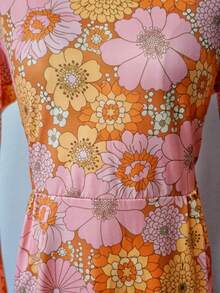 1 套万圣节复古 70 年代 80 年代嬉皮士服装连衣裙，花卉印花连衣裙，适合派对和舞台使用（不包括耳环和项链） - 印花 - 查看 11