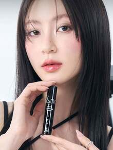 Rom&nd Romand 持久保湿唇彩，24号色（去角质），5.5克/0.2盎司，Romand液体唇膏，水润亮泽妆效，韩国唇彩，持久显色，MLBB（My Lips But Better，我的唇色，但更美），保湿，高显色度，打造自然透明妆容，日常唇彩，韩国化妆品，礼盒装 - #25 Bare Grape - 查看 11