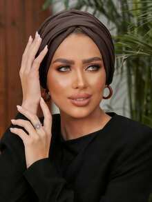 1 chiếc mũ trùm đầu hóa trị cổ điển màu trơn dành cho nữ, độ co giãn cao và thiết kế xếp ly, chống trượt và thoáng khí, khăn trùm đầu nhiều lớp xếp ly dùng làm hijab, chất liệu vải dệt kim modal mềm mại và thân thiện với da, phù hợp để đội hàng ngày. - màu nâu - Xem 5