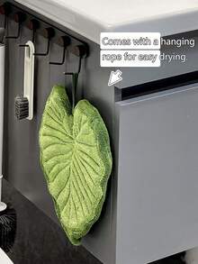Creative Leaf-Shaped Bathroom Towel | Hangable, Absorbent Microfiber Towel For Bathroom, Dining, Kitchen - Multicolor - View 4
