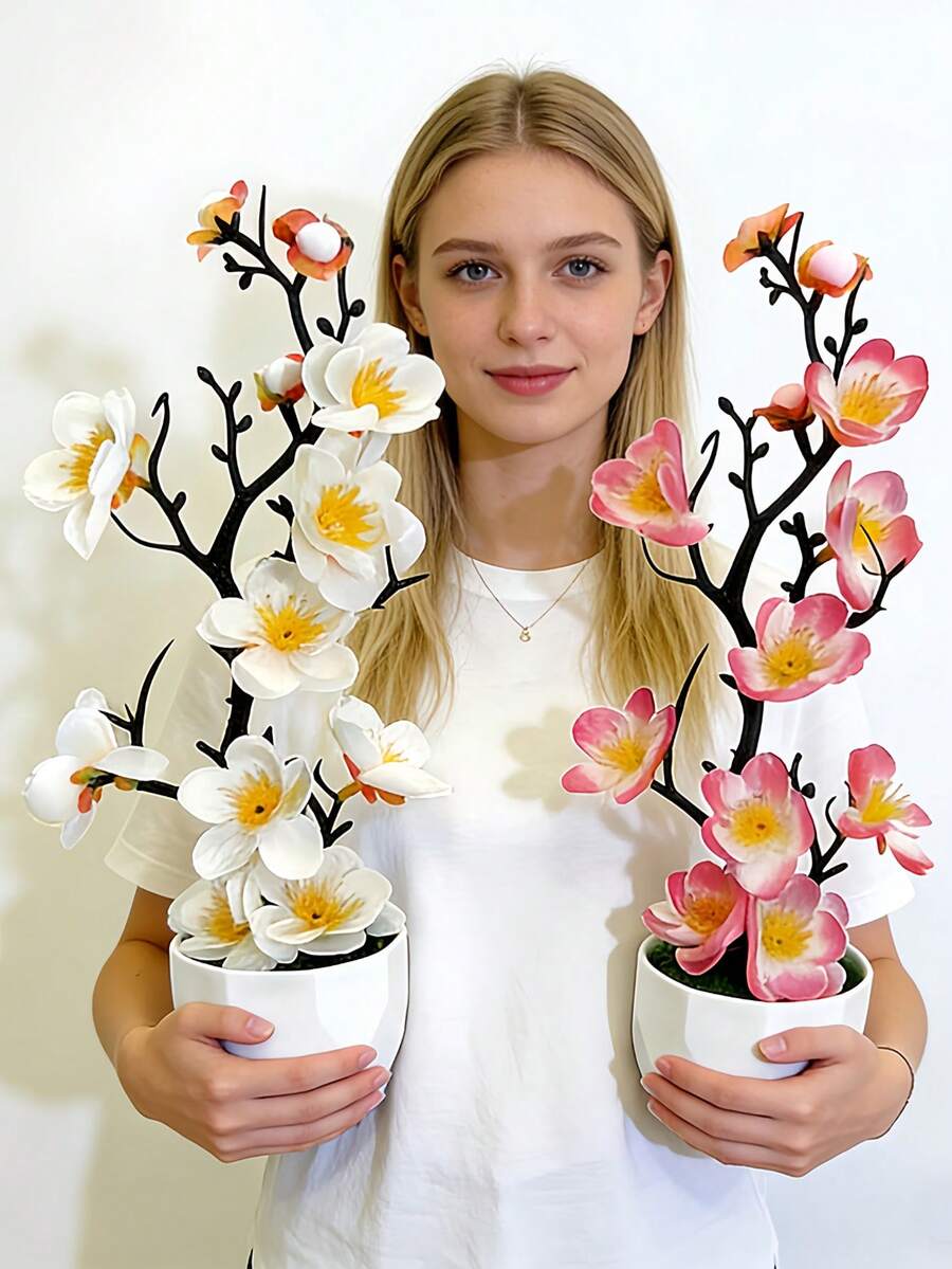 仿真蝴蝶兰，逼真自然，不含花盆，适合室内外摆放，如窗台、阳台、玄关或茶室，可用于婚礼、家居装饰、房间装饰、复活节、卧室、客厅等场合，也可作为花卉装饰，适用于婚礼布置。仿真植物，人造花