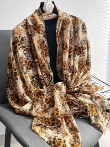 1条新款豹纹印花围巾，防晒围巾，沙滩围巾，女士沙滩度假披肩，防风拍照围巾，为您的造型增添亮点，也是一份节日礼物。 - 圍巾 - 查看 3