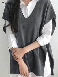 Plus Size Women Plus Size Pullover Sweater, Casual Comfortable V-Neck Sleeveless Knit Top - Grey - View 3