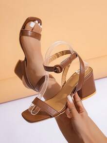 Women's New Style Square Heel Fashion Casual Strap Buckle Sandals, Beach Strap Sandals - Brown - View 3
