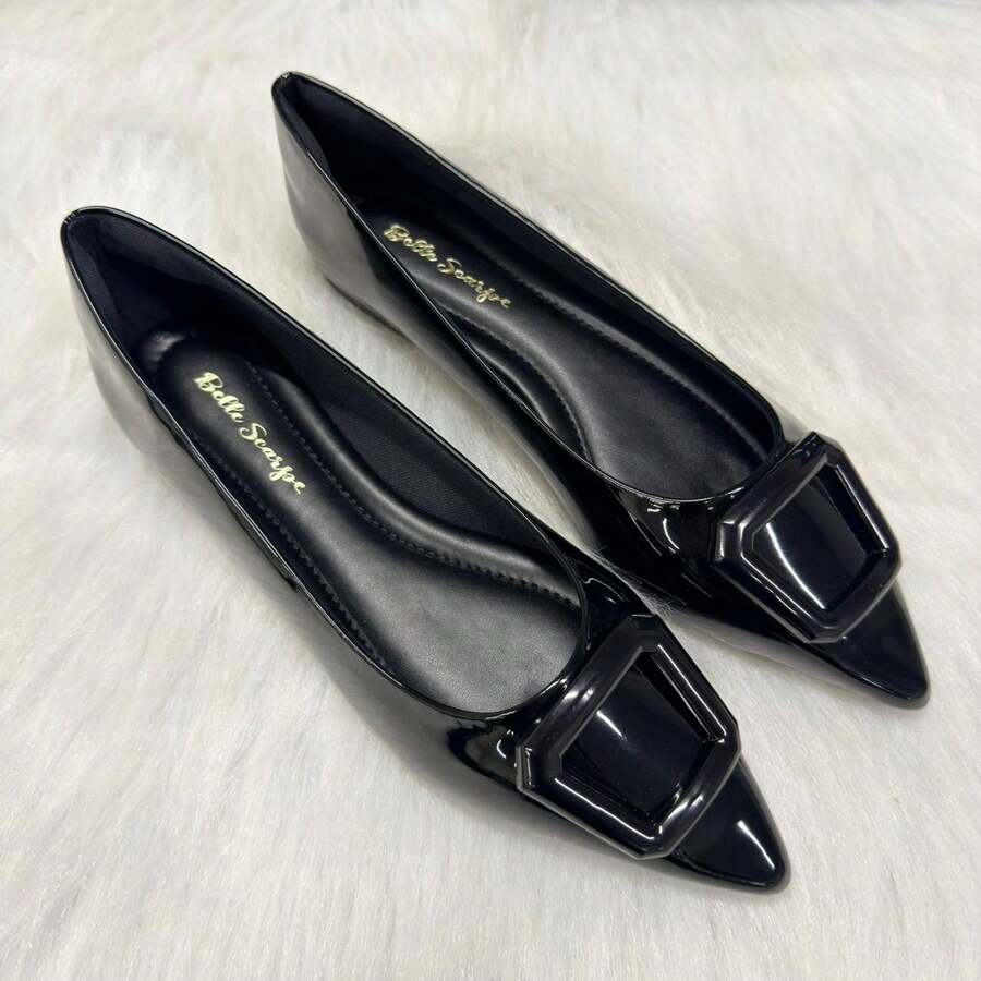 Women's Casual Comfortable Patent Leather Flat Shoe With Premium Detail And Pointed Toe. - Sơn đen - Xem 1