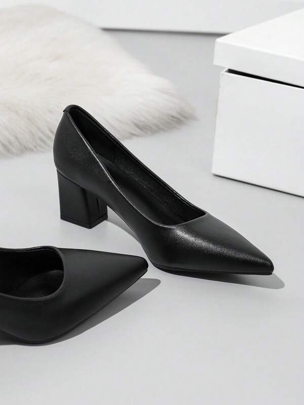 2026 Zapatos formales de trabajo de tacón grueso para mujer en color negro, adecuados para entrevistas de trabajo, asistentes de vuelo, funcionarios públicos y atuendo profesional