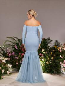 Faeriesty Đầm maxi dài tay trễ vai màu xanh nhạt thanh lịch dành cho bà bầu, chi tiết nhún bèo ở ngực tạo điểm nhấn nữ tính (tạo hiệu ứng xếp lớp), thích hợp cho đám cưới mùa xuân, lễ kỷ niệm Ngày của Mẹ. - Màu xanh nhạt - Xem 2