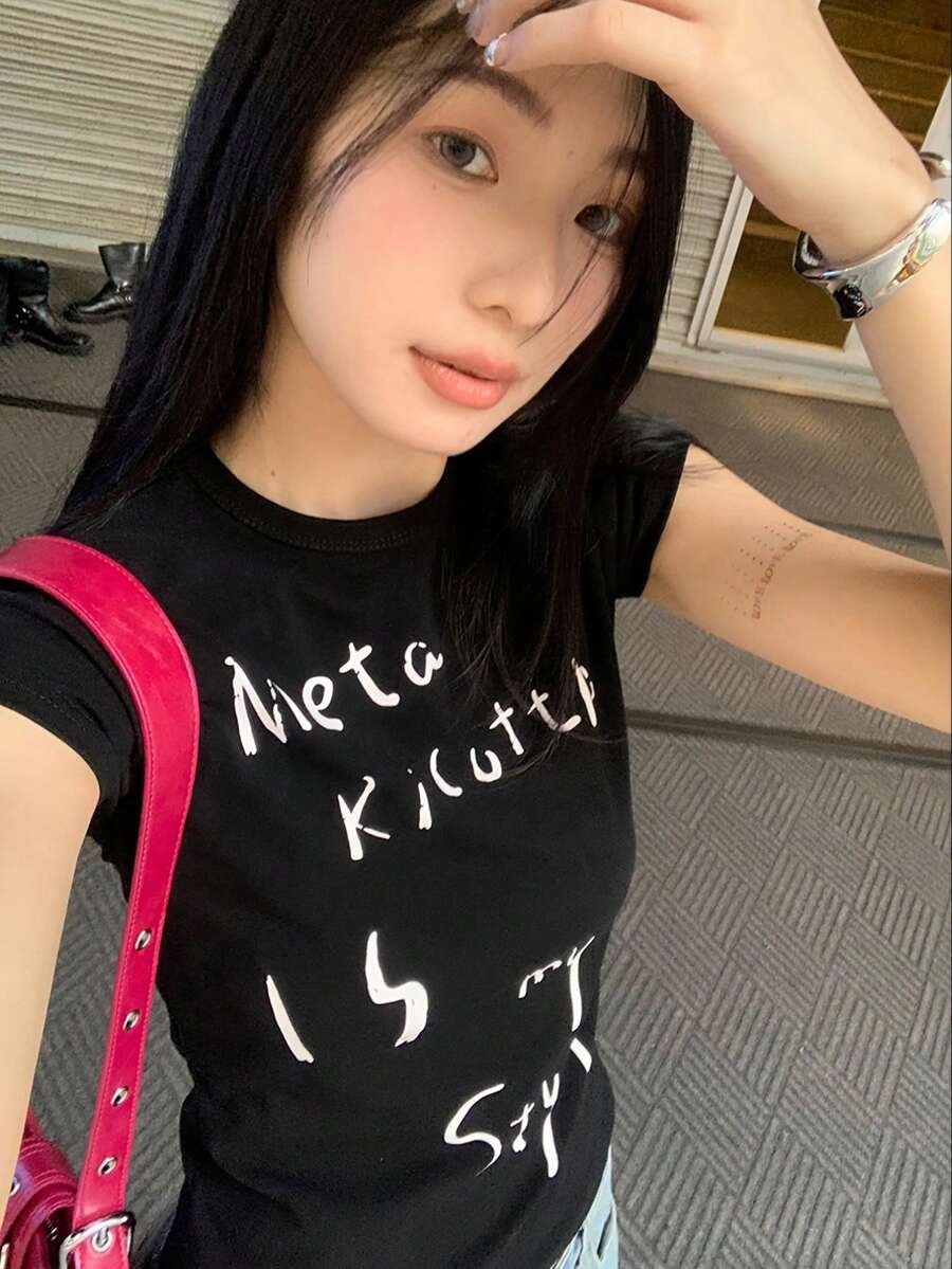 女士圆领短袖T恤，美式辣妹风格，夏季新款字母印花，时尚百搭修身露脐上衣 - 黑色 - 查看 1