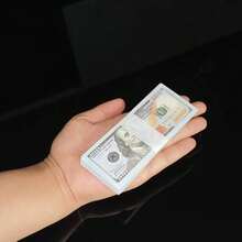 仿真100美元道具钞票，11.2厘米*4.6厘米规格；仿真100美元道具钞票，30*15毫米规格；仿真迷你100美元道具钞票，可用于节日折纸、派对氛围营造、情人节等场合；11.2厘米*4.6厘米花束纸道具钞票 - 彩色 - 查看 3