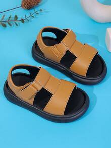 1 Pair Unisex New Style PU Hook And Loop Design Flat Sandals, Wear-Resistant Anti-Slip Children Beach Shoes, Suitable For Summer - Khaki - View 3