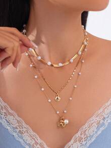 4pcs/Set Ocean Holiday Geometric Fine Chain Faux Pearl Beaded Flat Snake Chain Starfish Scallop Pendant Necklace, Elegant Luxury, Suitable For Wedding, Party, Beach, Casual, Street Style, Women & Couples, Holiday & Birthday Gift - Gold - View 4