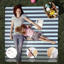 Manta de picnic para exteriores, extragrande, 80 x 80 pulgadas, impermeable, plegable, portátil, con correa de transporte, para tapete de playa - gris&verde - Ver 8