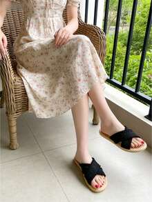 Women's Black Sandals, Women's Flat Plastic Sandals, New Summer Criss-Cross Sandals, Fashion Versatile, Women's Sandals, Slippers, Soft Open Toe Flat Sandals, Women's Flat Sandals, Black Sandals, Women's Slippers, Lightweight Soft-Sole, Holiday Sandals, Casual Comfortable, Beach Sandals, Elegant Women's Sandals - Black - View 7
