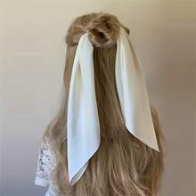 1pc Pure Color Square Scarf, Size Is 35.43inch Inches. Made Of Satin Silky Smooth Material, It Can Be Used In Various Ways As A Headscarf Or Shawl. - 彩色 - 查看 5