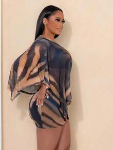 2 Piece Sets Woman  Two Piece Set Ropa De Invierno Mujer  2 Piece Sets Woman Winter Fall Set A Two-Piece Set Featuring A Sexy Women's Claw-Printed Off-The-Shoulder Top And A Body-Hugging Skirt - 卡其色 - 查看 2