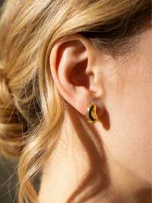 Mazuer 一对简约18K镀金水滴三角形耳钉，不锈钢材质，女士饰品，适合通勤、派对、日常佩戴、办公室等场合。 - 金黃色 - 查看 4