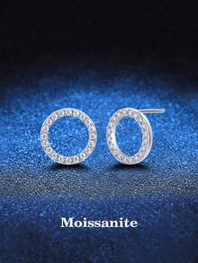 BLOVEMEE 2 pezzi Eleganti orecchini in argento sterling 925 con cerchio in moissanite da 1,3 mm, adatti per uso quotidiano, feste, vacanze, San Valentino, Festa della Mamma, compleanni, anniversari di matrimonio, regalo di gioielleria per le donne - Argento - Visualizzare 1