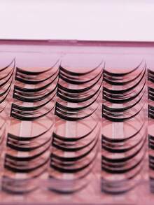 12对/72簇C型卷翘猫眼假睫毛，灵动卷翘，搭配实用睫毛嫁接工具，高品质产品，适合睫毛较短的女性打造自然妆效，适用于约会、工作、日常佩戴和派对等场合，深受东南亚女性喜爱。 - C - 查看 7