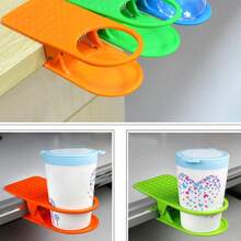 2/1 Stück Clip-On Becherhalter, tragbarer Schreibtischkanten-Becherclip, Kunststoff-Becherhalter Schreibtischkanten-Clip-On Becherablage, großer Clip-On Badezimmerdekoration, geeignet für Campingstühle, Sonnenliegen, Wasserflaschen, Home Office Schreibtischkante - Verschiedenfarbig - Übersicht 2