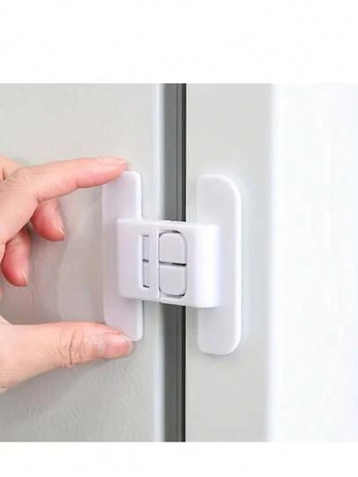 1pc Safety Latch, No Drill Self-Adhesive Anti-Pinch Hand Fixed Buckle, Universal Refrigerator Door Fixer, Drawer Storage Box Auto Lock, Plastic Lock For Unclosed Cabinets, Double Buckle Design Anti-Open Latch, Home Closing Safety Lock