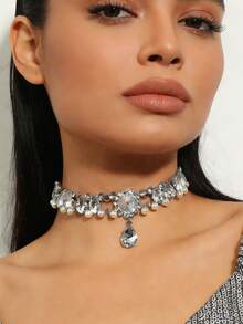 1pc Exaggerated Minimalist Pearl Necklace - Silver Necklace - View 3