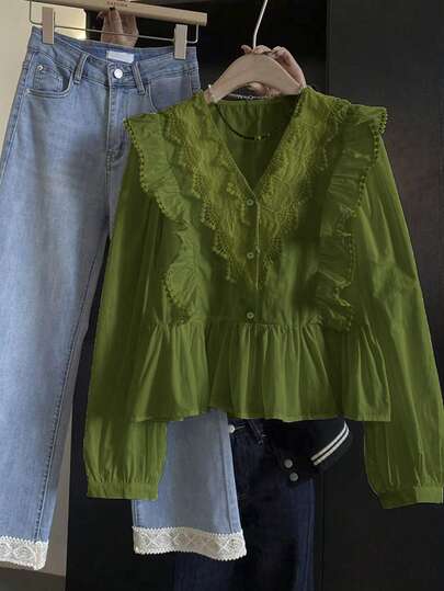 ii 休闲纯色蕾丝拼布荷叶边长袖衬衫