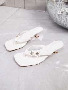 Soft Leather Square Toe Wide Strap Slide Sandals, Thong Sandals With Kitten Heels, Versatile Stilettos Flip Flops For Women - White - View 2