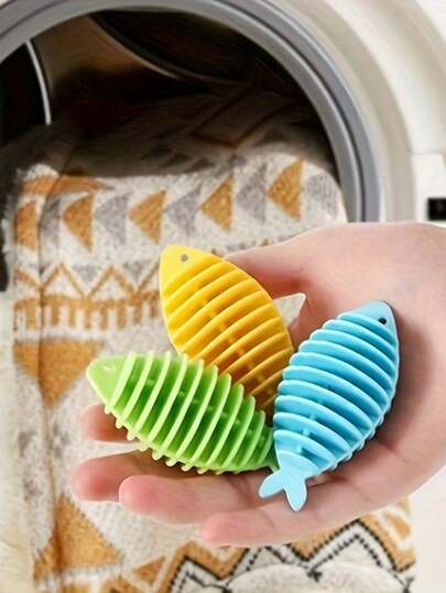 4 piezas Bolas de lavandería con forma de peces lindos y hermosos, previenen el enredo de la ropa, suaves con las telas, aptos para el hogar y los viajes