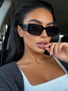 1 Pair Women's Retro Square Eyeglasses, Fashionable Full-Frame Glasses Suitable For Family Outings, Travel, Beach, Music Festivals And Daily Wear, Autumn/Winter - Black - View 2