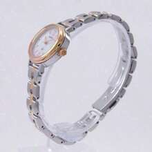 Orient Đồng hồ nữ thanh lịch hai tông màu vàng hồng bằng thép không gỉ, mặt nhỏ, máy quartz, có lịch, thích hợp để đeo hàng ngày. - Bạc - Xem 4