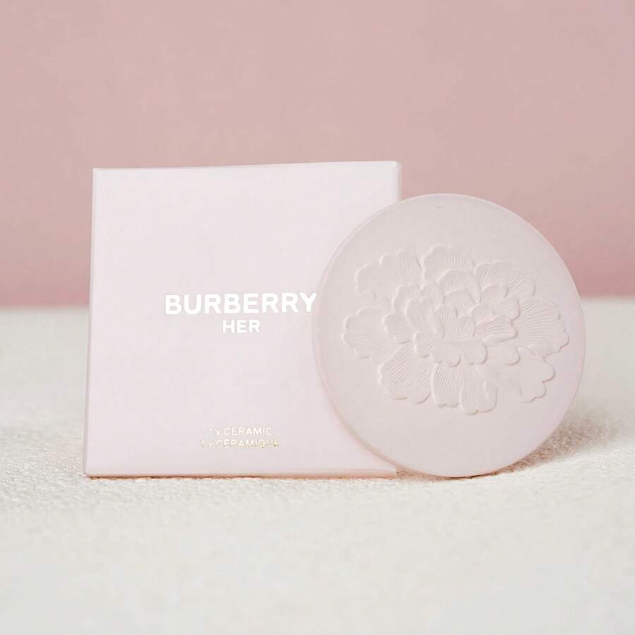 1个柔粉色花卉图案的Burberry香薰石，持久留香，适用于汽车空气清新、家居香薰、卧室和客厅，浪漫简约风格，家居香氛配件 - 淡粉紅色 - 查看 1