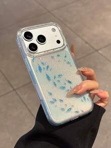 1个超蓝渐变金鱼造型的硅胶保护壳，灵感源自童话浪漫，时尚感十足，个性十足。兼容 17/ 17 Pro Max/ 16 Pro Max/ 15 Pro/ 14/ 13/12/11。适合作为情人节/生日/母亲节礼物送给家人/朋友/姐妹/女友。 - 淺藍色 - 查看 3