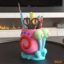 Spongebob Pencil Holder Snail Pen Rack Cartoon Desktop Organizer | Cute 3D Printed Stationery Storage Box For Pens, Pencils And Scissors | Adorable Bikini Bottom Decor Gift For Students And Office Enthusiasts | Large Capacity Desktop Storage Box, Also Suitable For Cosmetic Storage (Due To Handmade And Batch Differences, Dyeing Or Defects May Occur, Which Are Normal)