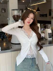 Capa base de manga larga con volantes de unicolor, nueva blusa de encaje estilo coreano 2 en 1 sexy para otoño y primavera blanca - Blanco - Ver 3
