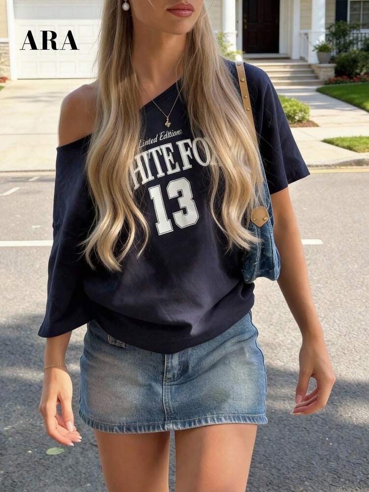 ARA CHIC 女士藏蓝色不对称落肩字母印花短袖T恤，撞色数字图案休闲圆领上衣，春夏度假学院风 - 藏蓝色 - 查看 1