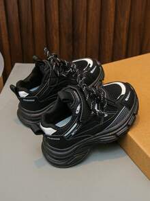 1双儿童网面时尚运动鞋，方便的魔术贴软底休闲鞋，男女童均适用 - 黑色 - 查看 4