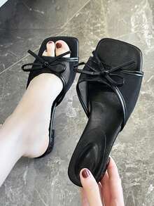 女士凉鞋，夏季厚跟露趾罗马系带蝴蝶结角斗士凉鞋，网面女士拖鞋 - 黑色 - 查看 1