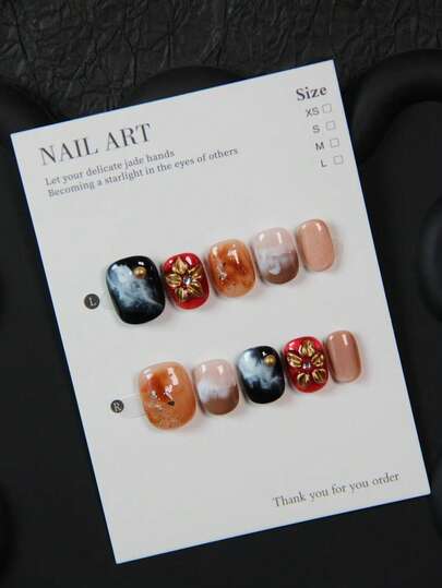 10片手工美甲贴纸，黑色扎染美甲图案，饰有3D金色花卉浮雕，琥珀色扎染亚克力美甲贴片，点缀金色珠子，可重复使用，适合女性和女孩佩戴。