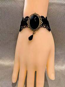 Bộ trang sức ren cổ điển bóng bẩy gồm dây chuyền, vòng cổ sát cổ, dây chuyền ngang xương quai xanh, vòng tay và bông tai dành cho nữ, phong cách Gothic. - màu đen - Xem 2