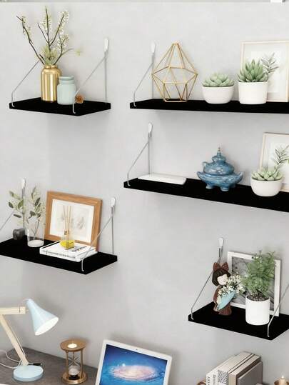 1个壁挂式储物架，带木质隔板，无需钻孔，适用于客厅、宿舍和厨房收纳。