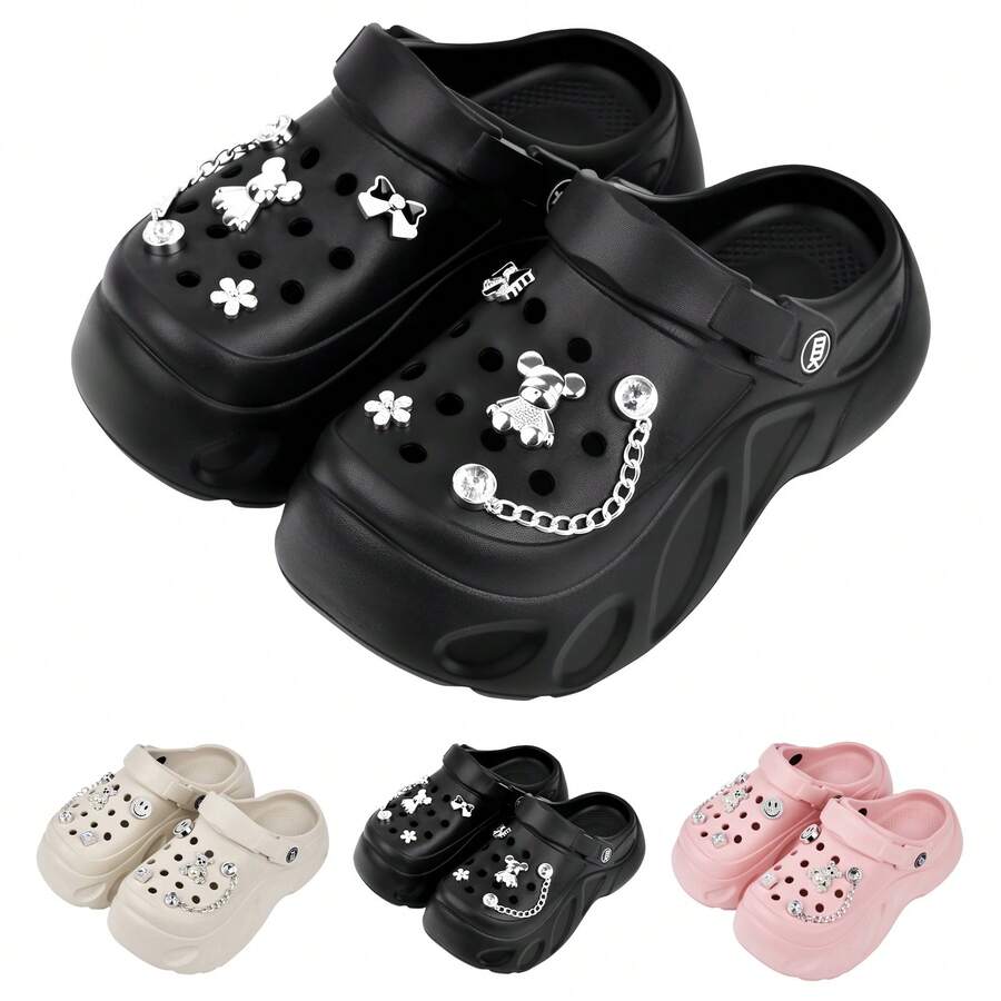 Sandalias para Mujer de EVA de Alta Calidad - Talón de 6 cm Ligero y Suave con Efecto Alargador, Antideslizantes y de Secado Rápido - Zapatos de mujer con diseño calado, decoración con lentejuelas DIY, estilo punk con suela gruesa y diseño calado, zapatos cómodos para el jardín,Zuecos de plataforma para mujer con elegantes accesorios metálicos, sandalias de plataforma estilo punk, fabricadas en material EVA cómodo y transpirable, adecuadas para paseos diarios y también para jardinería,Ultra Cómodas Sin Ruido, Resistentes al Olor y a la Suciedad, Fáciles de Limpiar, Diseño Minimalista Moda Aptas para Interior, Exterior, Playa y Uso Diario Prolongado. - Negro - Ver 1