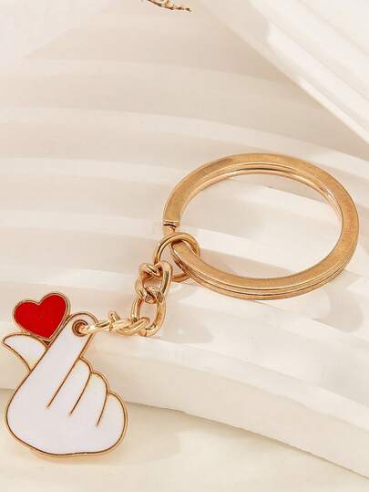 1pc Fashionable Gesture Heart-Shaped Keychain, Interesting Couple Heart Bag Backpack Accessory Zinc Alloy Keyring, Unisex Student Gift, Birthday Present For Boyfriend/Girlfriend, Small Oil Drop Keychain