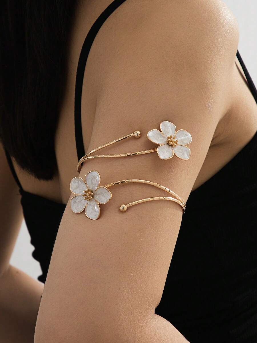 1pc Irregular Shaped Floral Arm Cuff For Women, Stylish Accessory For Summer Parties, Weddings, Vacations, Back To School, New Year Gifts For Friends And Family - White - View 1